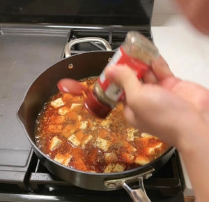How to Make Mapo Tofu (Reduced Seasoning Version) Step 12