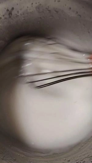 How to Make Chiffon Cake Step 2