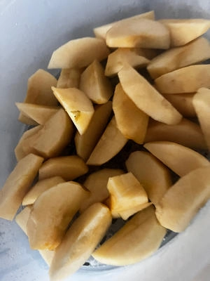 How to Make Dried Apples Step 1