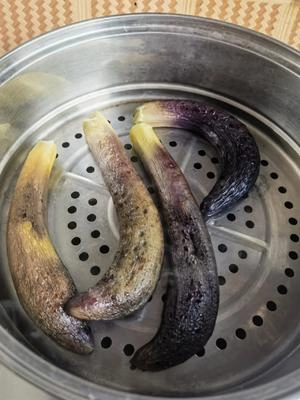 Charcoal Grill: Eggplant with Green Peppers Step 1