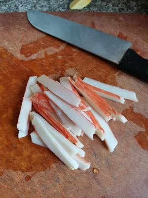 How to Make Cucumber and Crab Stick Paste Step 2