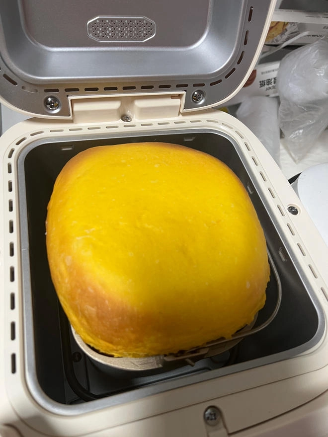 Close-up of Make pumpkin bread in bread machine