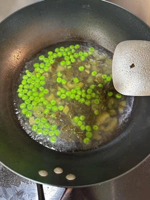 How to Make Sweet and Sour Pea Soup Step 5