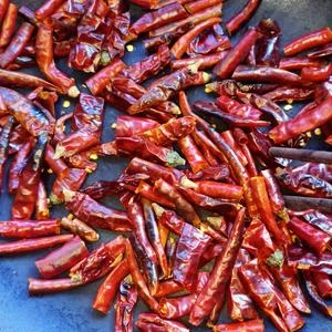 How to Make Seasonal Peppers in Oil Step 2