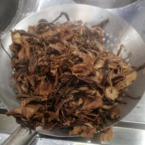Stewed Duck with Tea Tree Mushrooms Step 5
