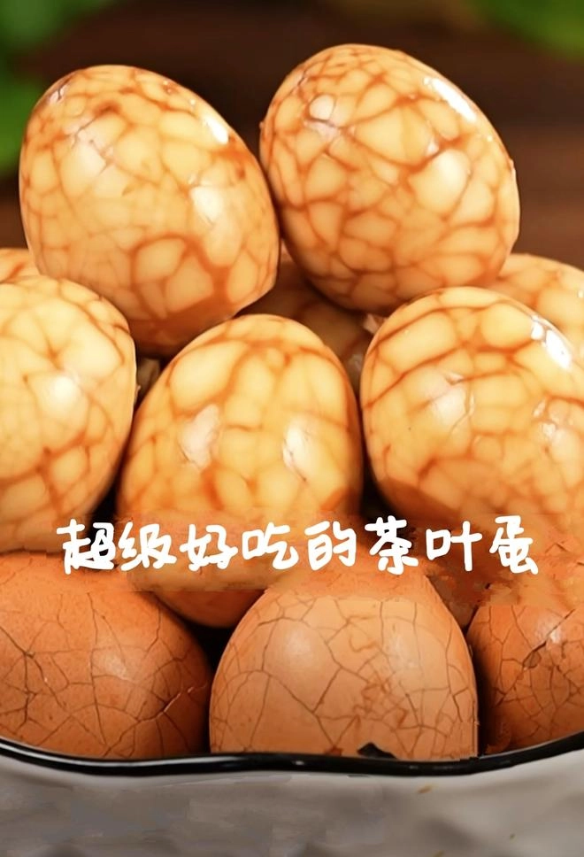 Close-up of Tea egg tutorial for a thousand bucks