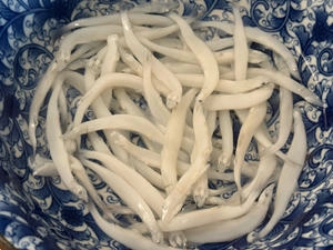 How to Make Scrambled Eggs with Fish in Office Baking Pan Step 3