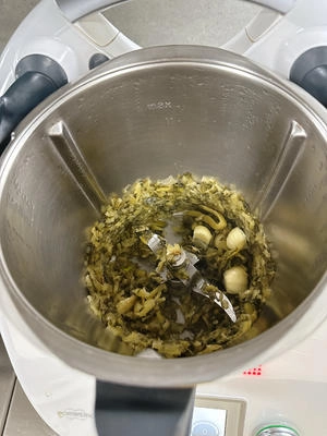 How to Make Stir-Fried Beef Tenderloin with Snow Vegetables and Spring Bamboo Shoots (Cuisinart Version) Step 4