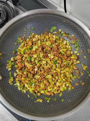 How to Make Minced Pork with Celery Step 4