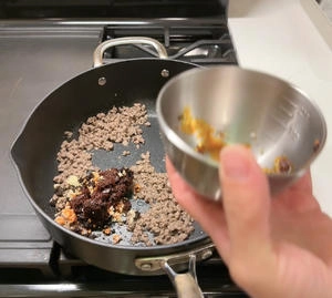 How to Make Mapo Tofu (Reduced Seasoning Version) Step 8