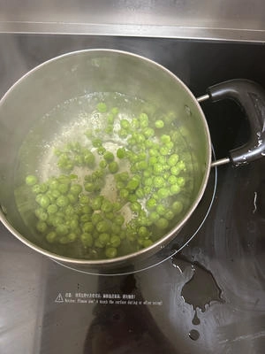 How to Make Sweet and Sour Pea Soup Step 4